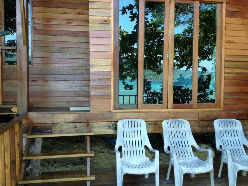 リペ サンセット ビーチ リゾート リペ島 部屋 写真